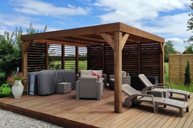 Auvent et pergola en bois