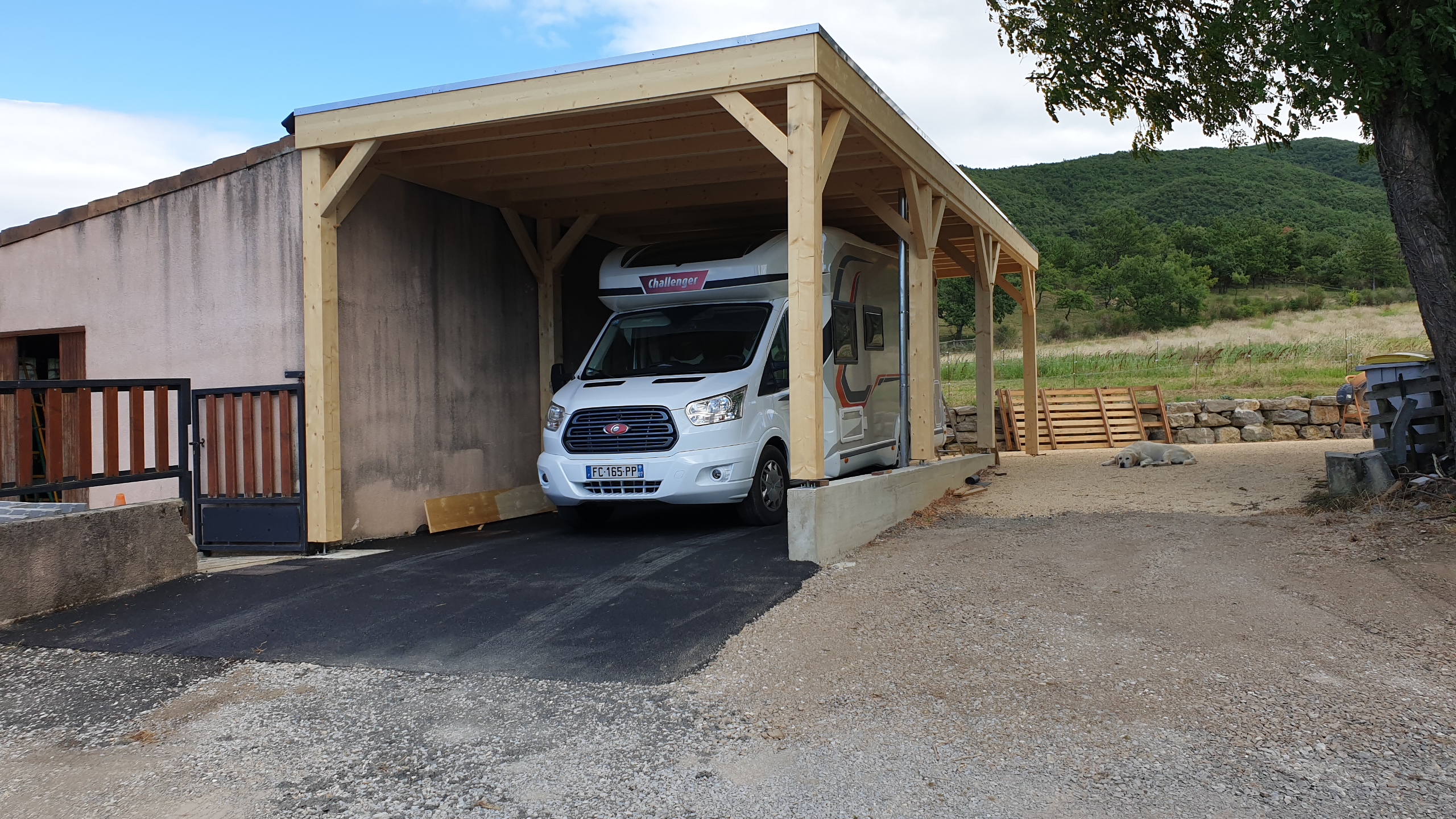 Fabricant Car port camping car