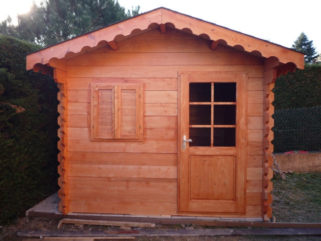 Abri de jardin constructeur bois