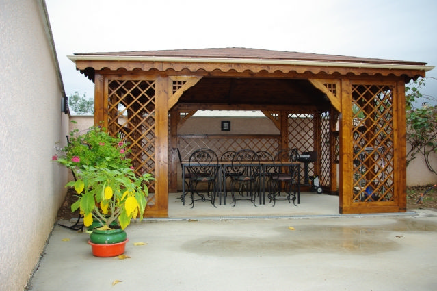 gazebo bois jardin