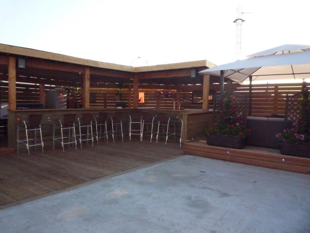 Terrasse en mélèze