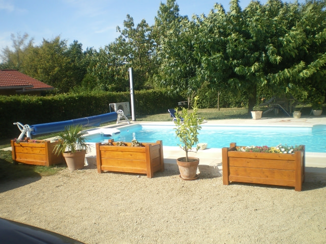 Bac à fleurs en bois